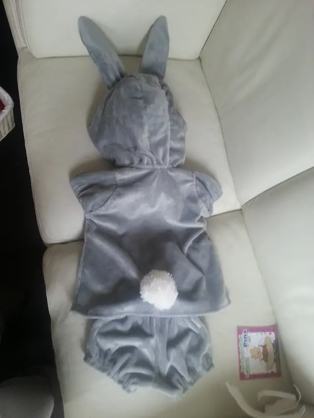 Idee per una maschera da bebè: cucire il costume di Bugs Bunny
