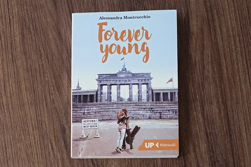 "Forever Young", di Alessandra Montrucchio: essere giovani, innamorati e ribelli negli anni '80