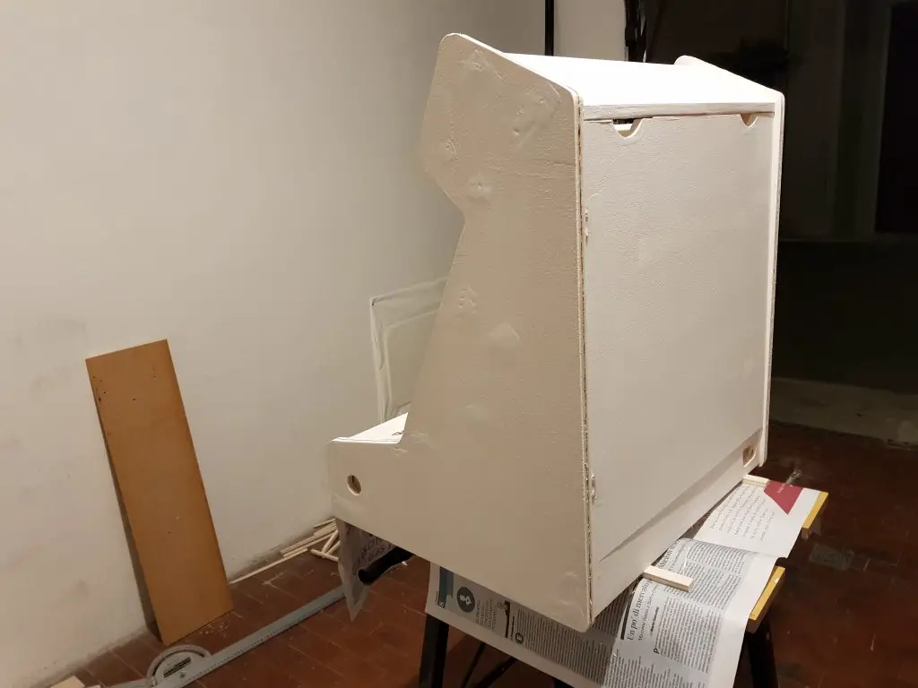 Arcade Bartop with Raspberry Pi & RetroPie DIY tutorial (with pictures) - Part 4 of 6 - Painting and T-Molding