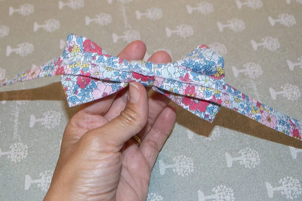 How to sew a perfect bow tie for kids (or even adults)